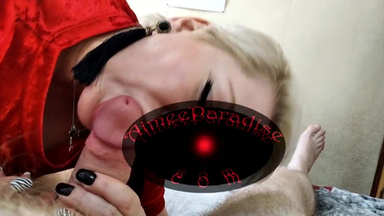 AimeeParadise: Il mio cazzo schiaffeggia sulle labbra della mia moglie deviata!...