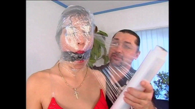 Bizzarre World: Awek remaja bongkok yang pelik berkongkek gaya doggy