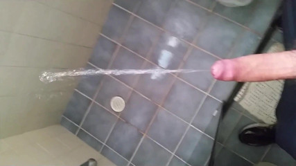 BBIG: Beto Big Piss!