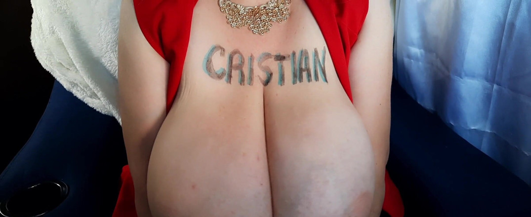hugeboobswife: Hier is uw aangepaste video cristian ...