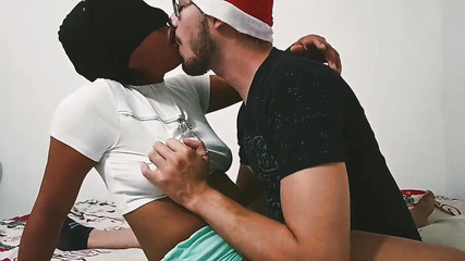 Pikaa6: Teen brunetka s velkým zadkem ošukaná jejím velkým čůrákem nevlastním bratrem