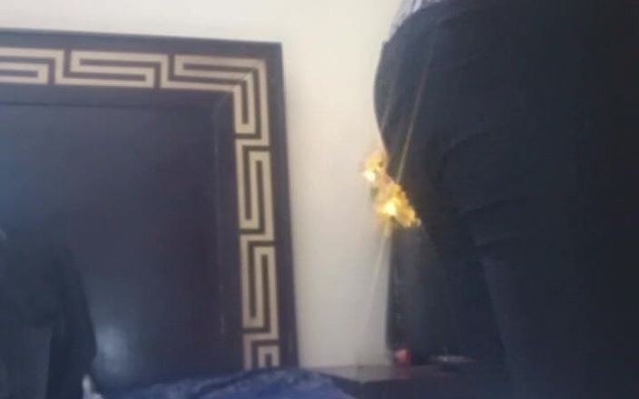Erzi: Pakistanlı desi transeksüel