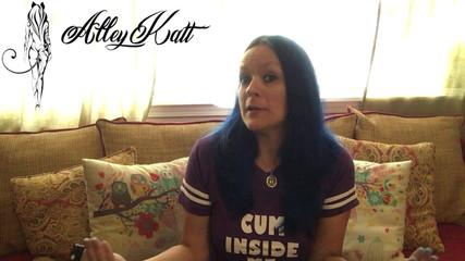 AlleyKatt: Alleychatt: gimana caranya ngentot aku?