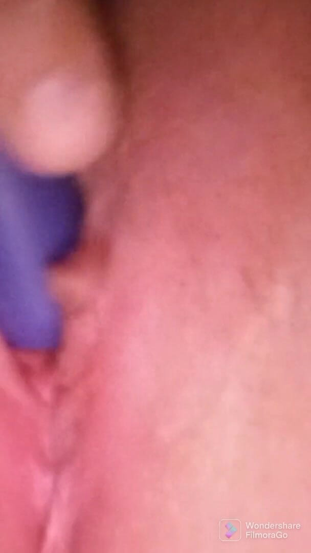 SexyC: Horny and alone