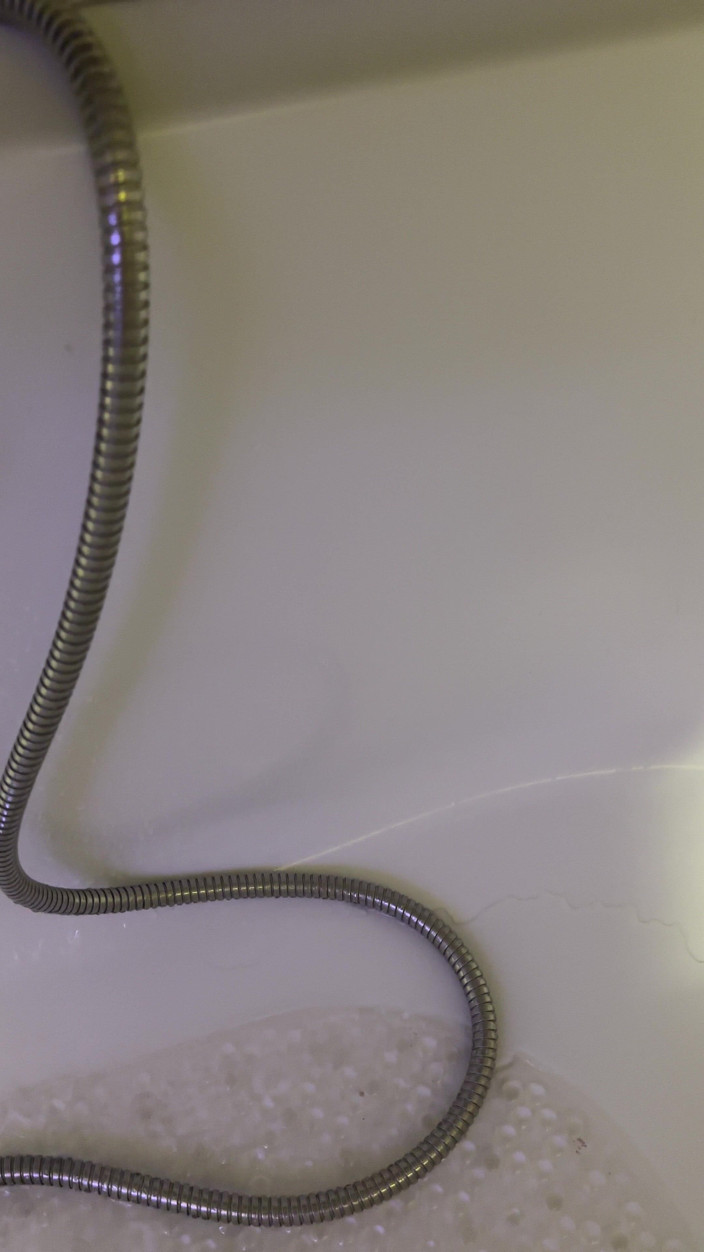 SweetLucy96: Dezbrăcat în baie