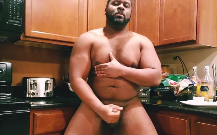 MrGoudreauXXX: Jacking off in the kitchen