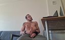 Fitguywithbigdick: Rychlá solo masturbace