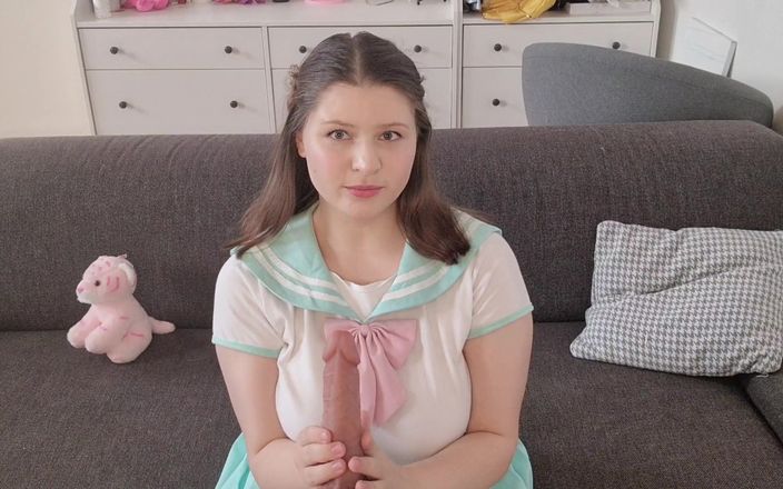 Tina Angel: 初めてです!フェラチオとパパとの騎乗