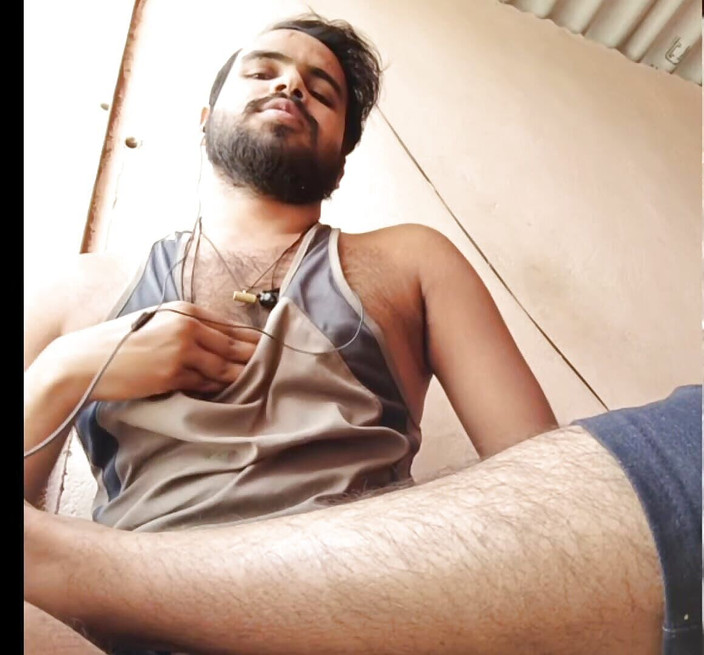 IsmaatDeva: Ismaatdeva होली की चुदाई महसूस कर रही है