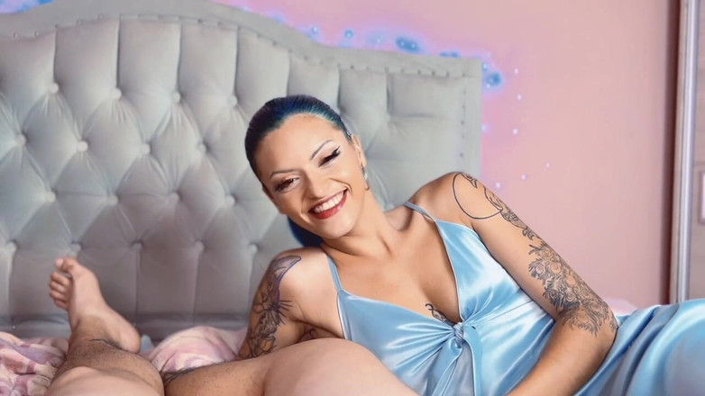 Steff Crime: Głębokie gardło ze szczęśliwym mokrym zakończeniem, to nie jest typowy...