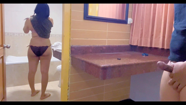 Bintang hyper: A Bra When My Stepmom Pissed I Ended up Fucking...