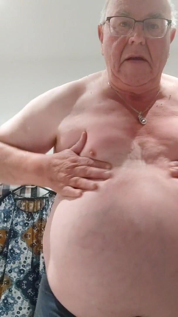 Karlchengeil: Agonizing beating on titd