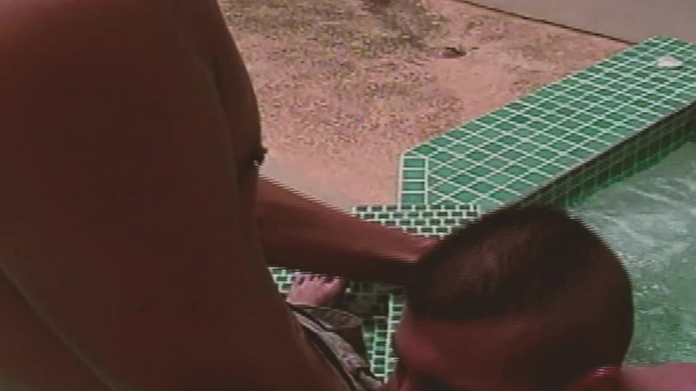 SEXUAL SIN GAY: Gay Island scéna - 4_gay anální trojka v bazénu s latinskoamerickým přítelem