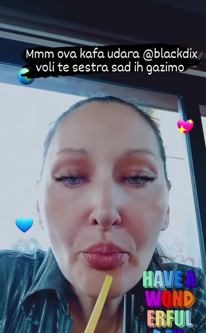 Dominatrix Redsonyja: Onları hatırlamak için kısa bir not ve sonunda Natu'da yeni...