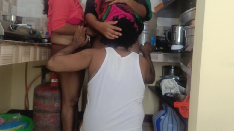 Palani69: Sąsiad Batchelor cieszy się trójkątem z zamężnymi kobietami i jej...