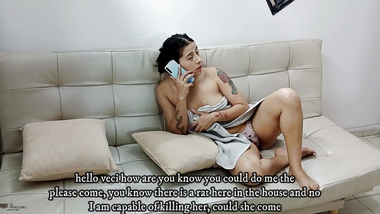 Vayolet: Latina com uma bunda grande chama seu vizinho para que...