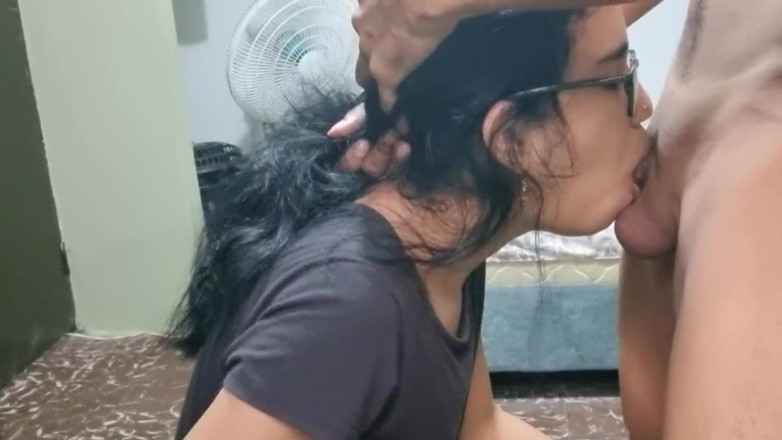 Carahoney: Big and Delicious Cumshot on This Colombian's Tits