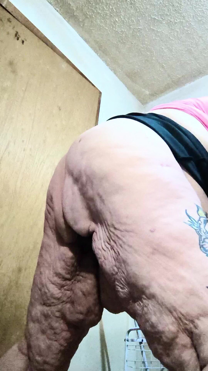 HerculesnVENUS: Málem rozbili dveře, teď stříká na podlahu