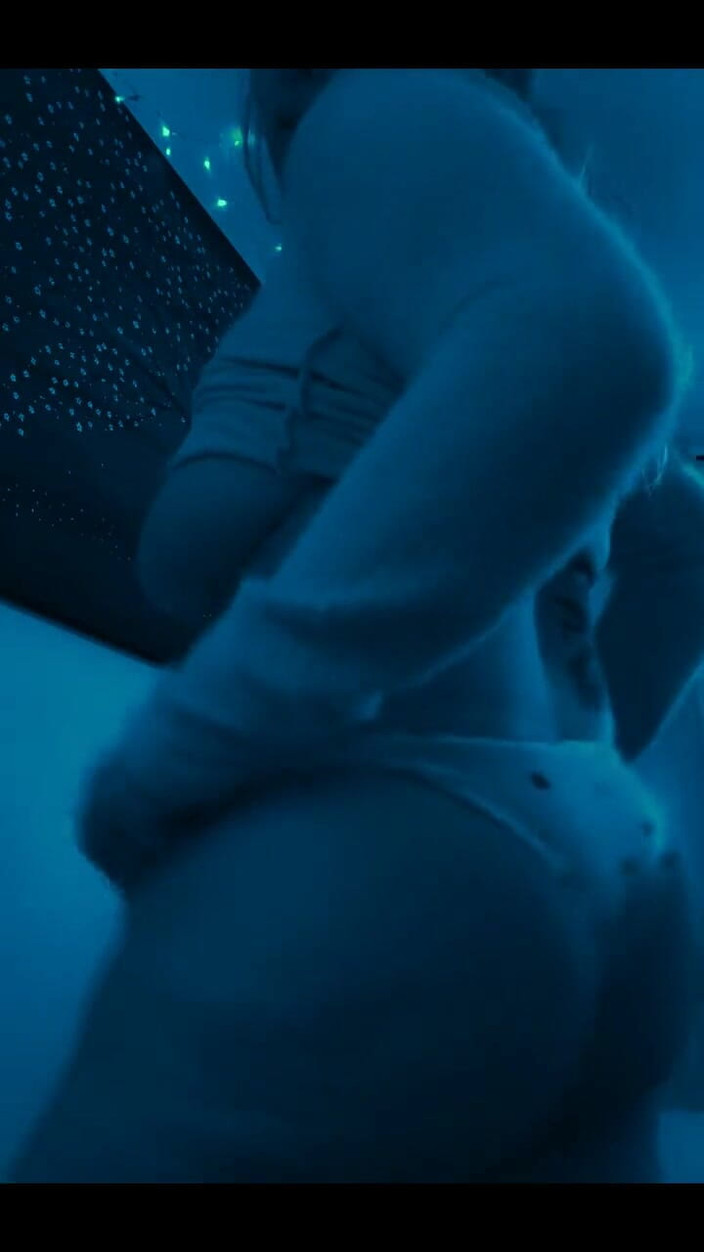 PaintedRose: エロティック・ストリップティーズ