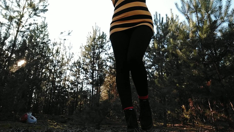 CUTE_FLOWER: In the Forest. Golden Rain From Young Hairy Pussy