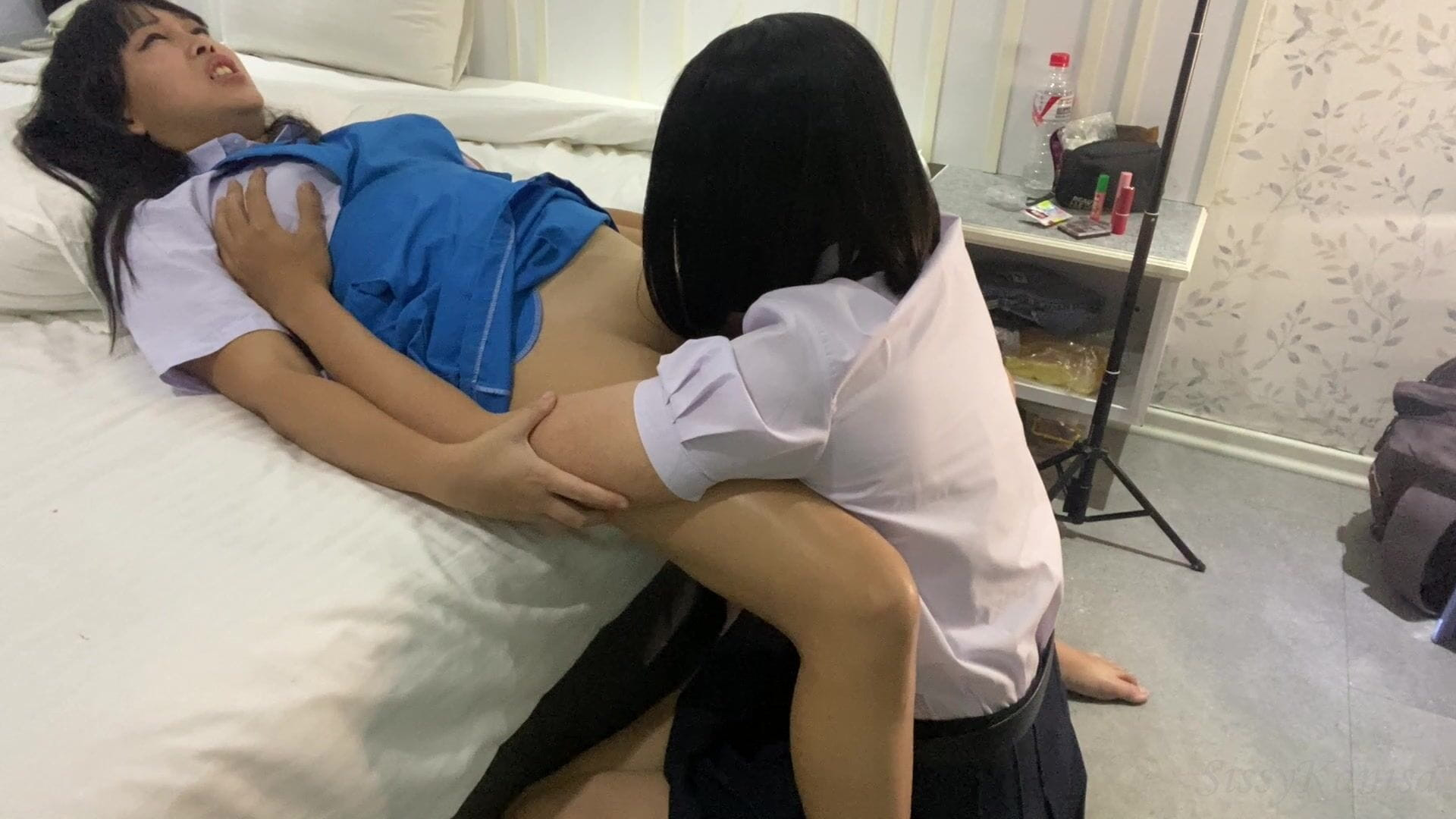 Thai-Malaysian student cosplay EP2: SisK suck Reina.