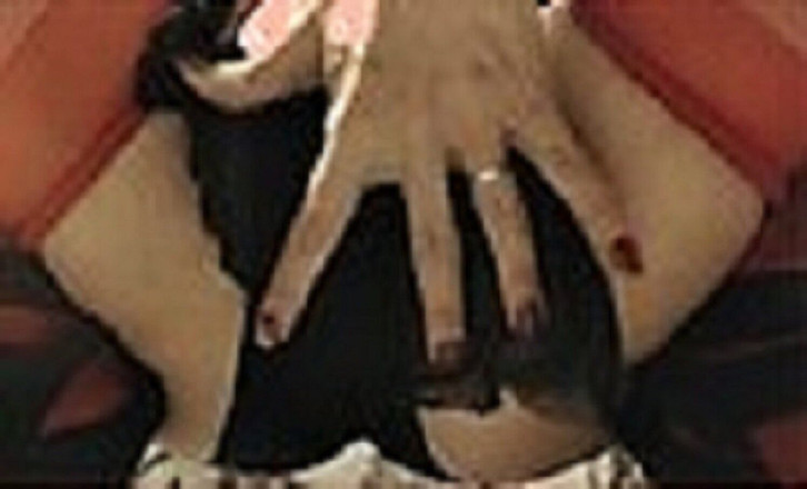 PandoraSG: Đi tiểu quần lót và váy của tôi - tôn sùng...