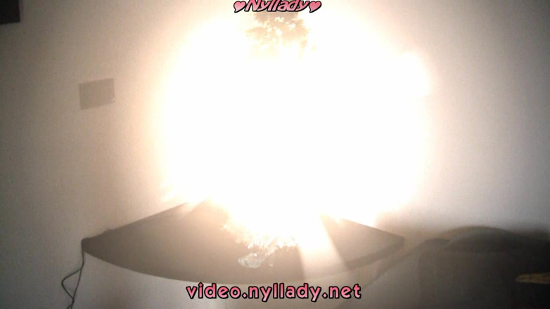 Nyllady: Ноги з линями дупами грають з взуттям