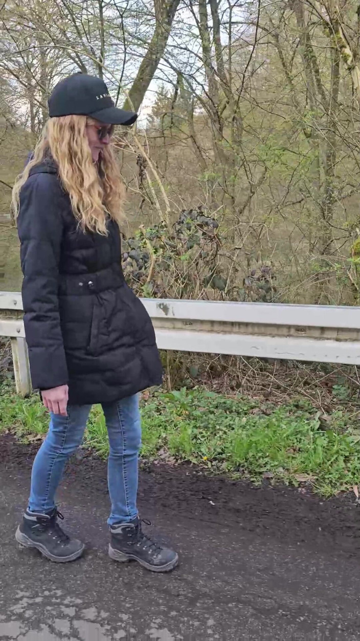 Bikergirl_97: Hot Walk with Love Balls in Pussy!
