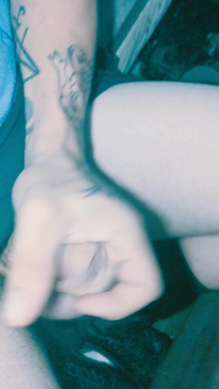 HungBareBackRabbit: Pokazując moje 2 nowe tatuaże