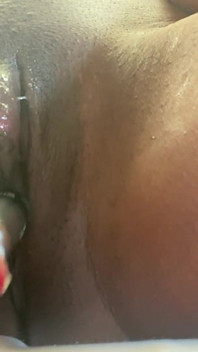 Black Grelhuda Cumming Tasty