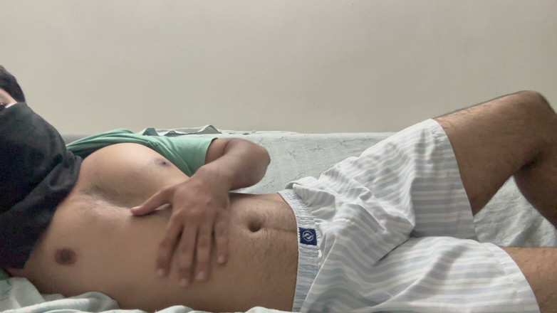 Fleshlab studios: Il sexy ragazzo dell'india si masturba per te