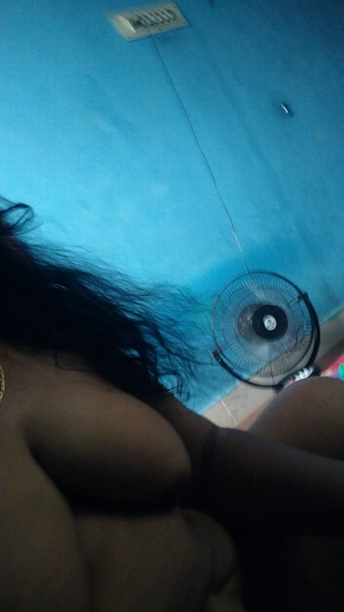 Tamil lesbian: Back shot heta videor tillbaka shot