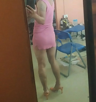 Alisaxexa: Asian Sissy Ladyboy Dance and Cumshot