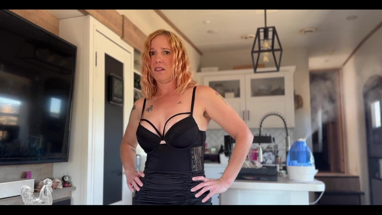 Jane Cane: Vine luna viitoare...
