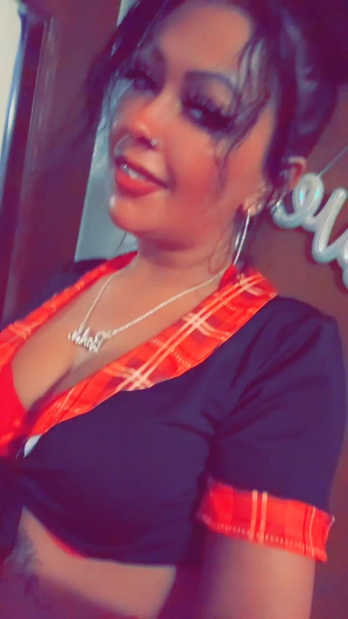 Krystal Petite Treat: Ayo entot!