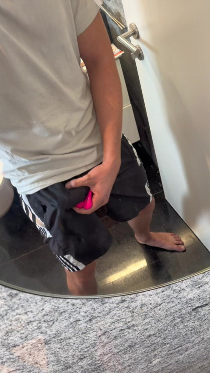 Daddys Legacy: Bwc Can't Hold It - Vibrates His Cock Until He Cums...