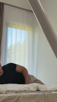 Ah evet, ben her delikte! Mutlu Nicole Murkovski, sette üç adamla anal yapıyor!