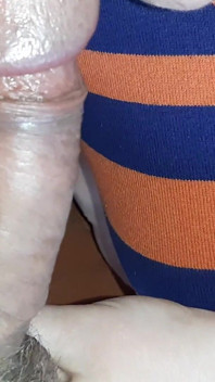 Fotto La Mia Matrigna Con Una Figa Pelosa E Paffuta Mentre Nessuno È a Casa.