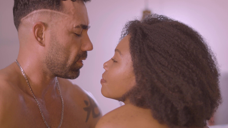 Docedeleite: Pasangan berkongkek selepas makan malam romantik