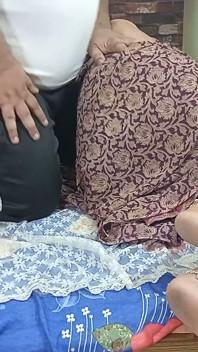 Sex doktor-sestra: detailní prstění, stříkání a tvrdé desi šukání