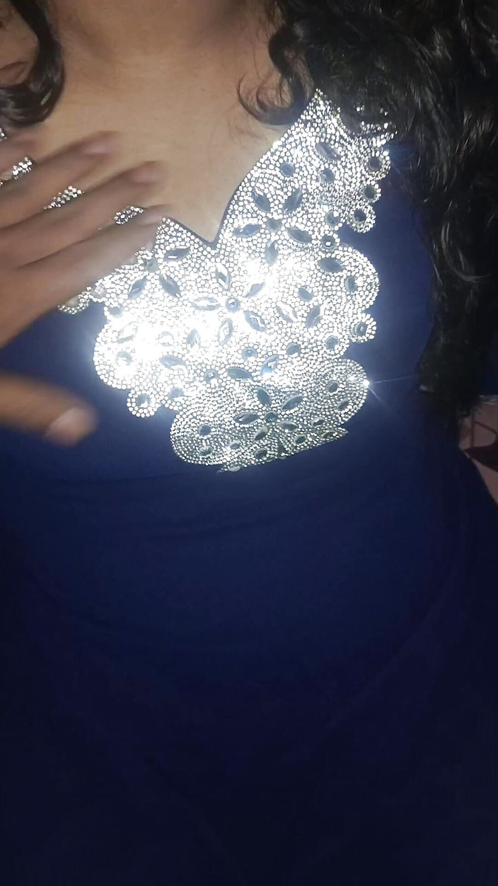 AsssLord: ベンガルの大きなお尻の義理の妹の素敵なお尻ファック