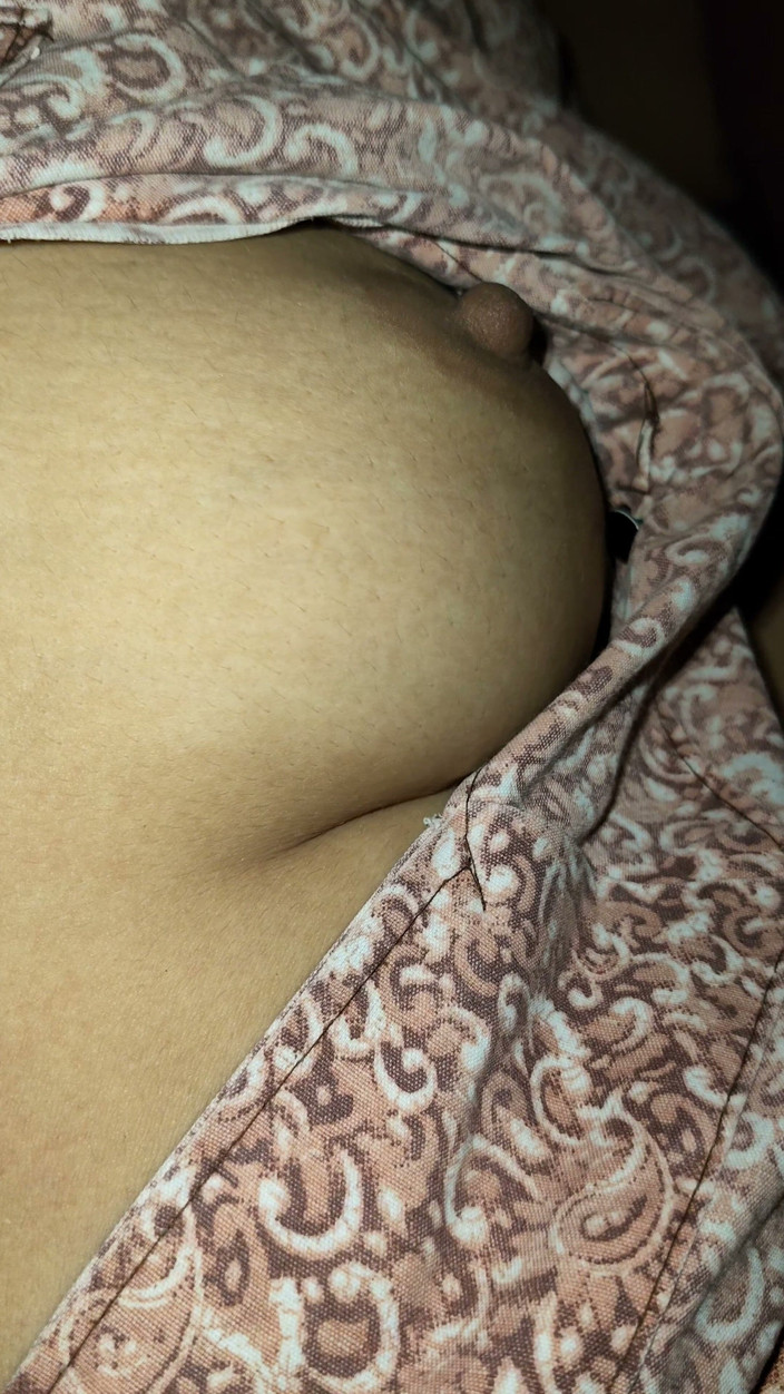 Sunnylesbians: 자지를 빠는 대학생 첫 번째 선택