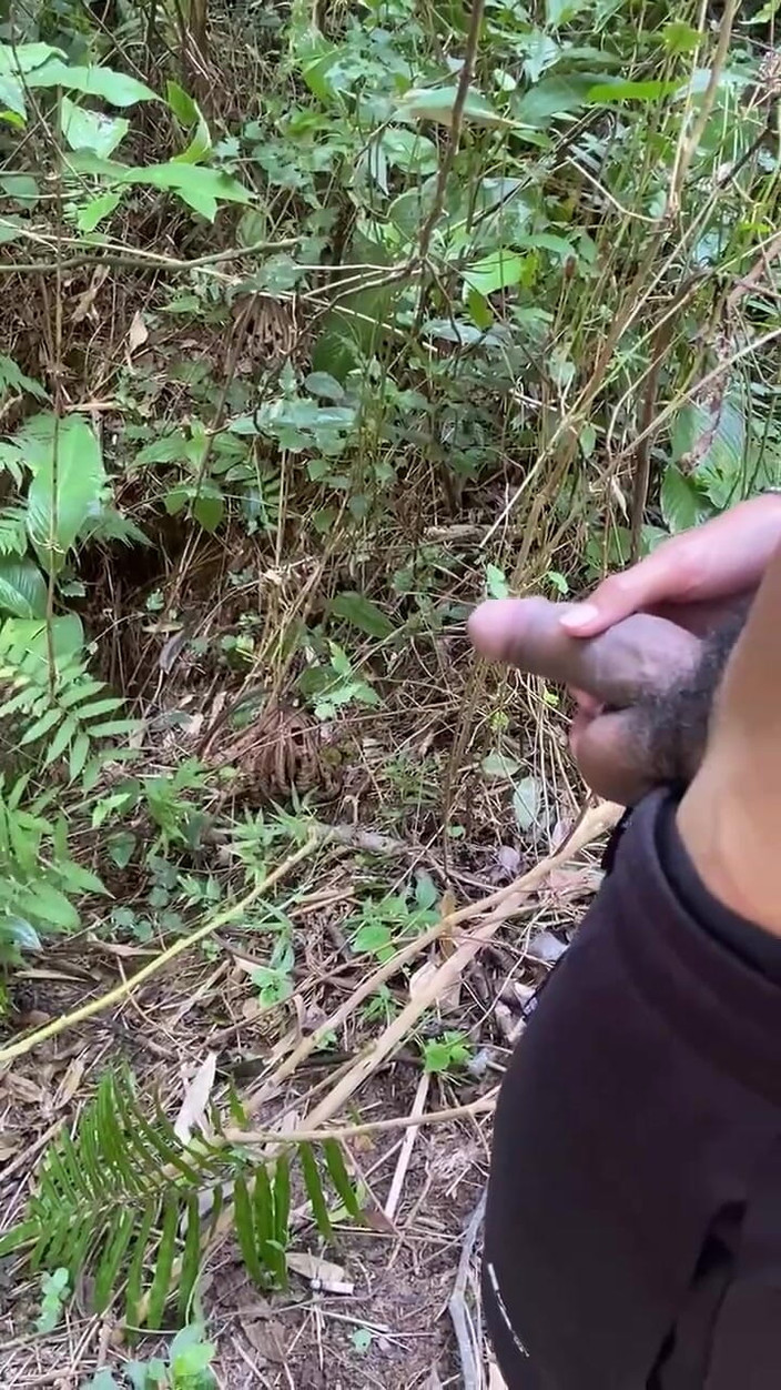 Vida Noite: Kencing dengan kencing ghairah di laluan