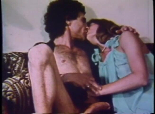 Vintage Usa: Vintage, léchage de chatte poilue, baise une grosse bite en...