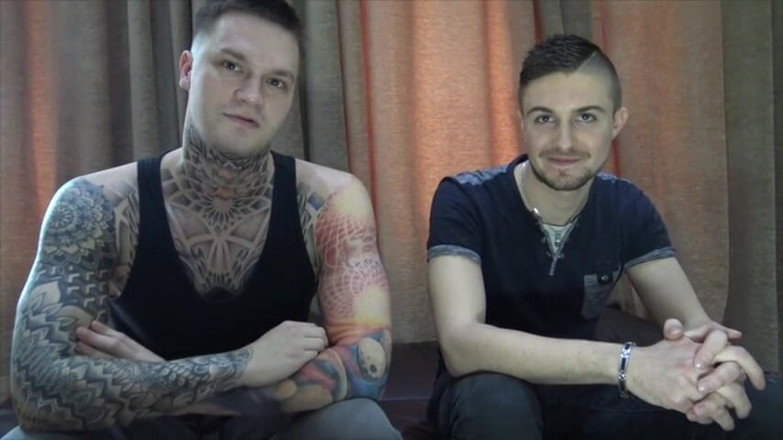 Gaybareback: Leon Teal fucked bareback by twink top