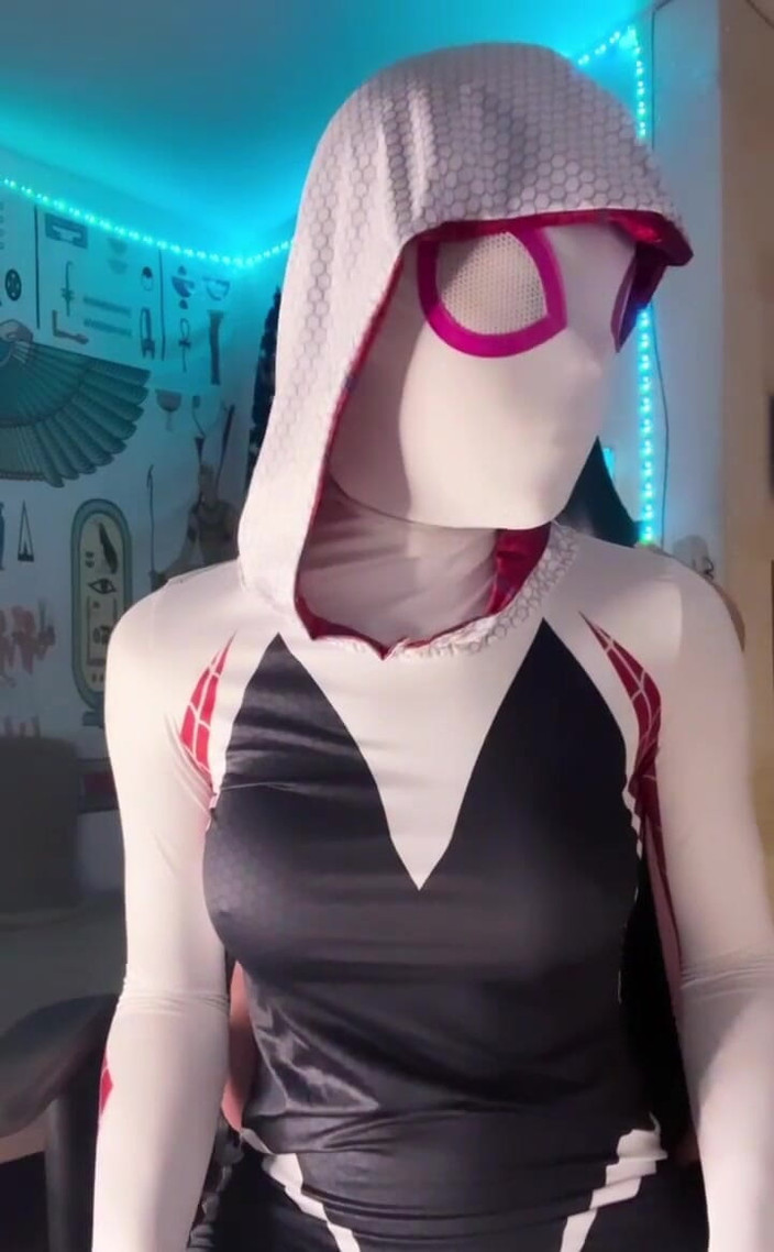 DotadaSP: S velkým uspokojením, pokud je vaše s oblíbenou hrou hrdinka...