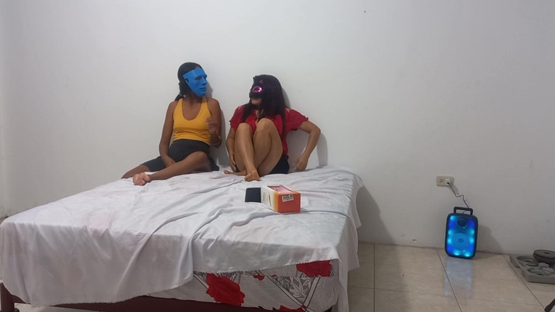 Martin13: Le rendez-vous devient vraiment sexy ! Ma copine a amené sa...