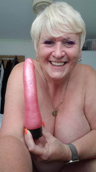 Uk Joolz: Creamy Pussy Toy Play at Home
