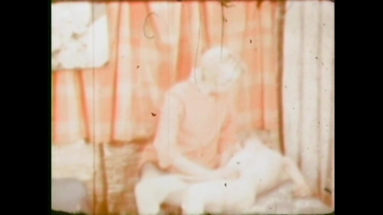 Vintage megastore: Ti dva hajzlové, co šukají tu děvku