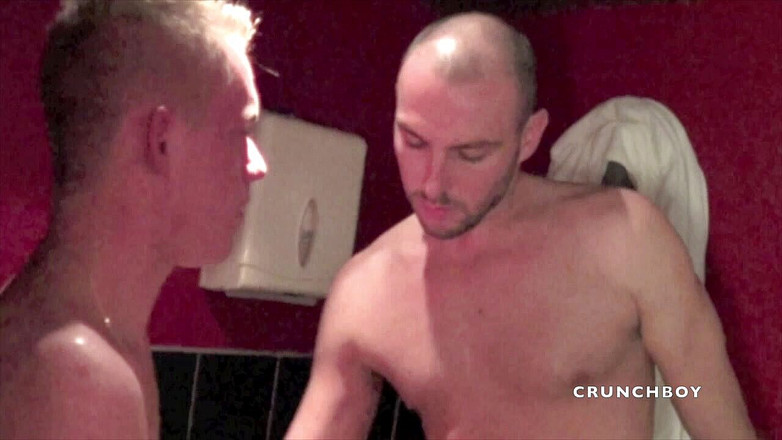 French Twinks Amator videos: Sam fodida por xxl pau de garoto sexy mais velho